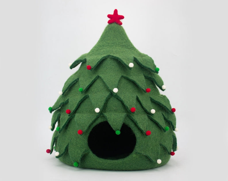 40cm Wool Felt Christmas Tree Cat Cave Holiday Hand Felted Cat Bed For Pet House Decor: 100% Wool and Ethically Handmade