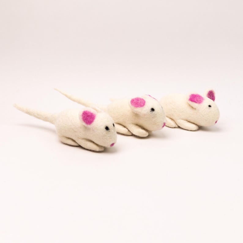 Wool Felt Mouse Ornament | Wool Felt White Mouse | Interactive Felt Cat Toys | Cat Teaser Toys | Eco-Friendly Cat Toys