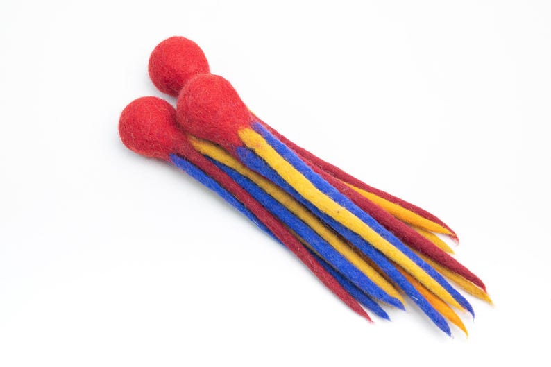 25cm Wool Felt Cat Feather Rattle Toy | Interactive Teaser Toys for Cats | Ecofriendly Pet Toys | Gifts for Cat Lovers | Durable Pet Toys