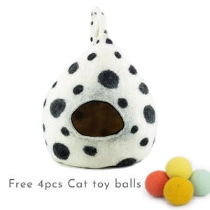 40cm Wool Felt Polka Dotted Cat Cave House with Tail Eco-friendly Bed for Cats