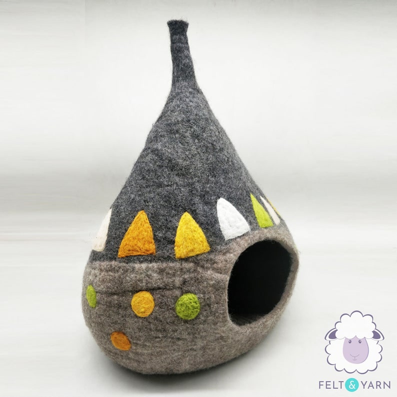 50cm Felt Teepee Cat Cave Bed, Wool Cat Furniture Cocoon, Handmade Cat House