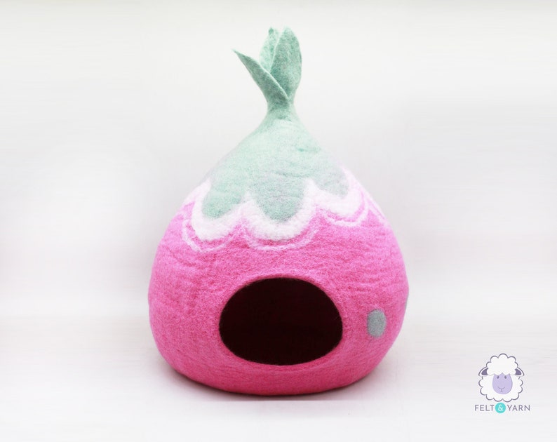 50cm Felted Turnip Cat House Bed, Wool Cat Cave Cocoon, Handmade Wool Pet Bed