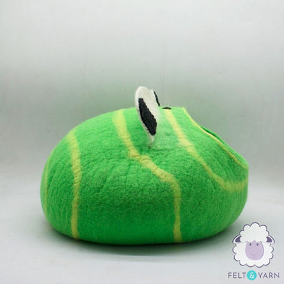 50cm Wool Felt Frog Twirl Cat Bed, Cat House Handmade: Fair Trade