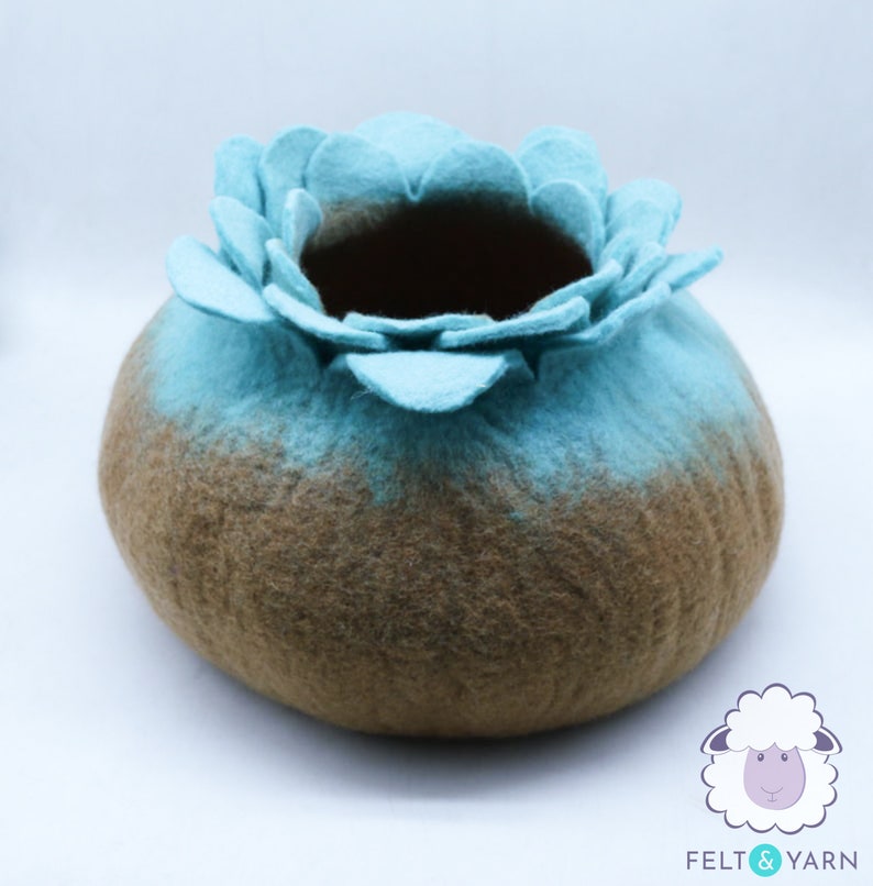 50cm Cat Bed | Flower Cat Bed | Flower Cat Cave | Felt Cat House | Floral Cat House | Woolen Cat House | Felt Cat Cave | Cute Cat House