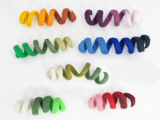 Wool Felt Fetch Cat Toy in Multicolor Shades | Gradient Spiral Play Toys for Cat | Curly Roll Interactive Cat Toys