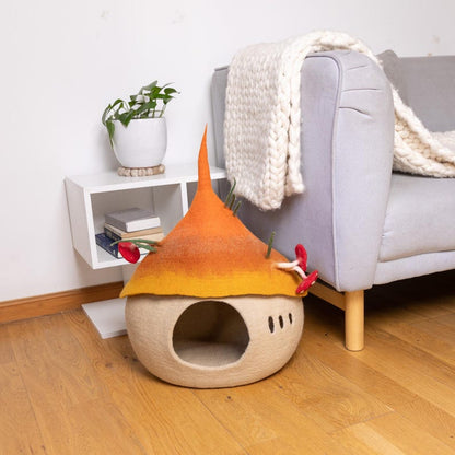 Handmade Mushroom Tendril Wool Felt Cat Cave | Modern Cat Furniture | Wool Cat Cocoon | Aesthetic Cat House | Eco-Friendly Cat Bed