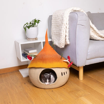 Handmade Mushroom Tendril Wool Felt Cat Cave | Modern Cat Furniture | Wool Cat Cocoon | Aesthetic Cat House | Eco-Friendly Cat Bed
