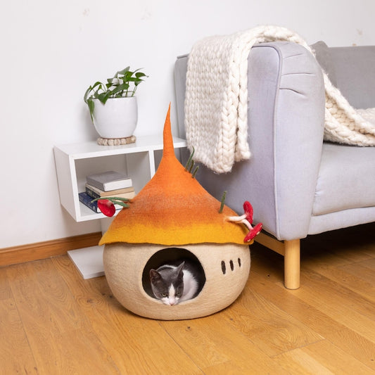 Handmade Mushroom Tendril Wool Felt Cat Cave | Modern Cat Furniture | Wool Cat Cocoon | Aesthetic Cat House | Eco-Friendly Cat Bed